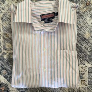 Vineyard vines button up long sleeve. Pink and blue striped, size XL